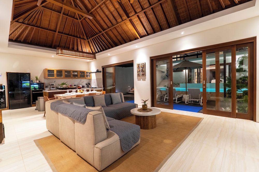 Hazel Villa Jimbaran