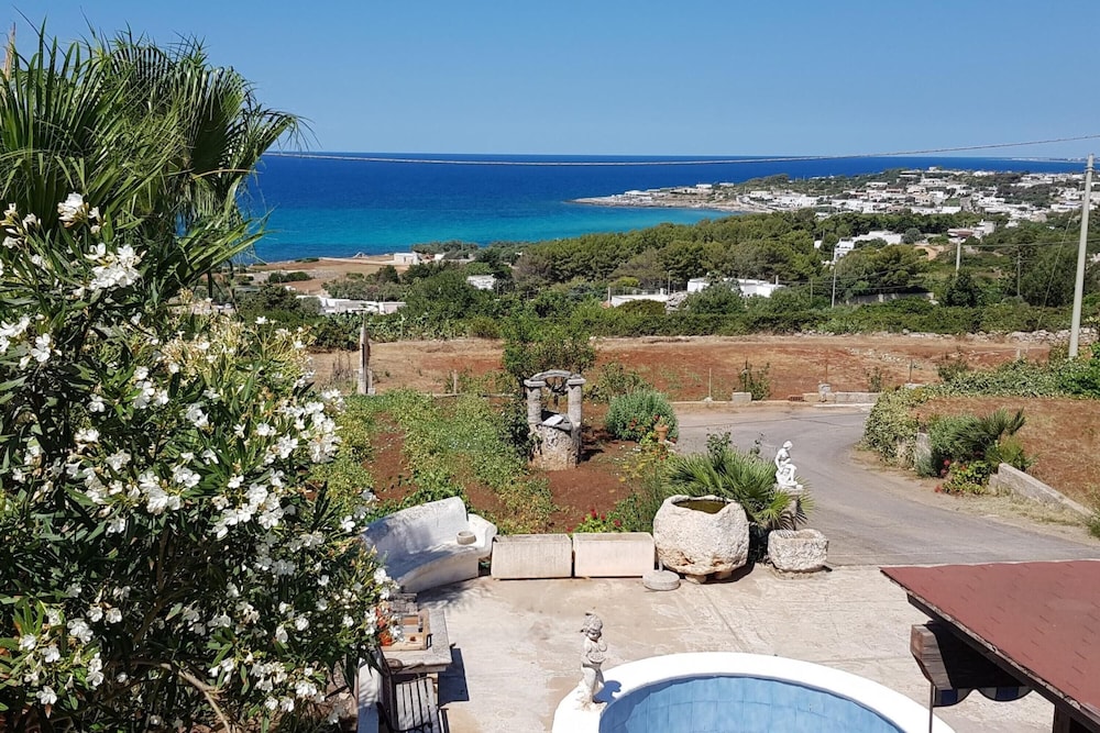 Villa Felloniche