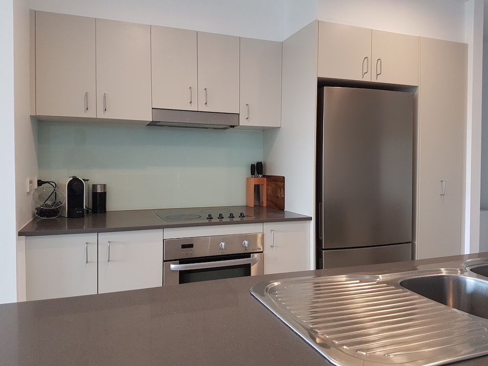 Beau Monde Apartments Newcastle - Worth Place Apartment