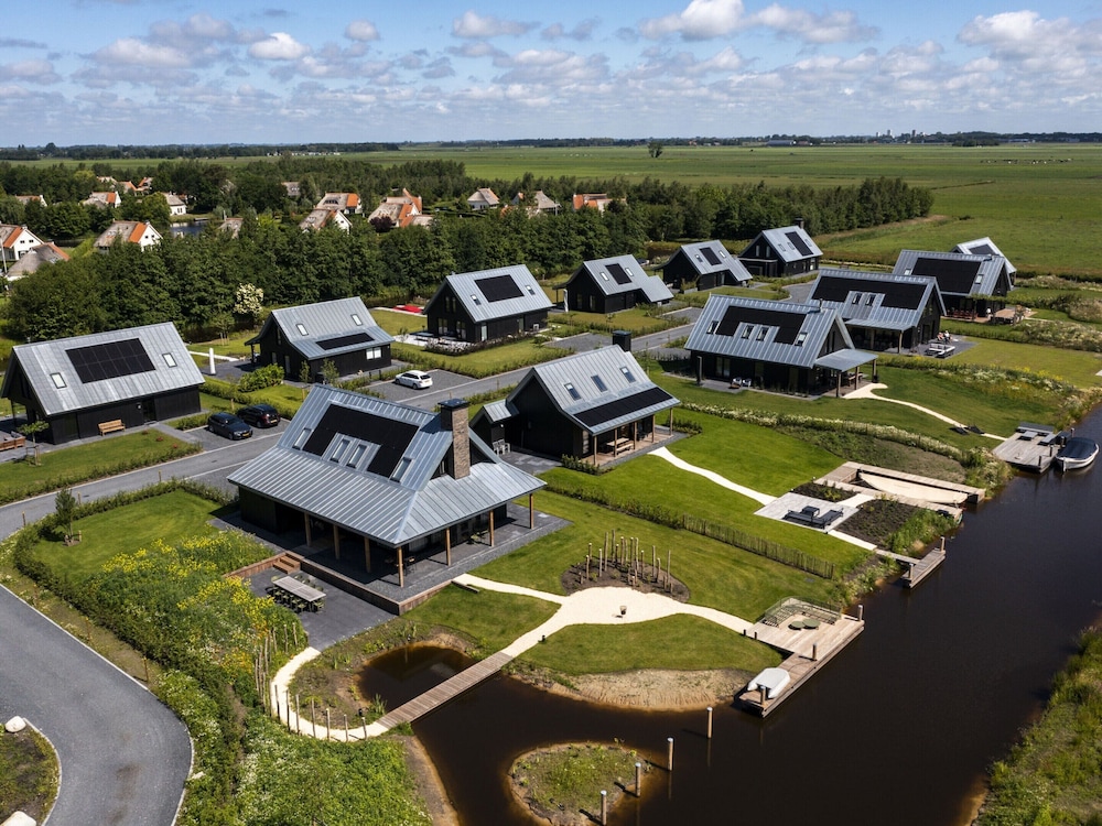 Beautiful Villa on the Water in Friesland view 2