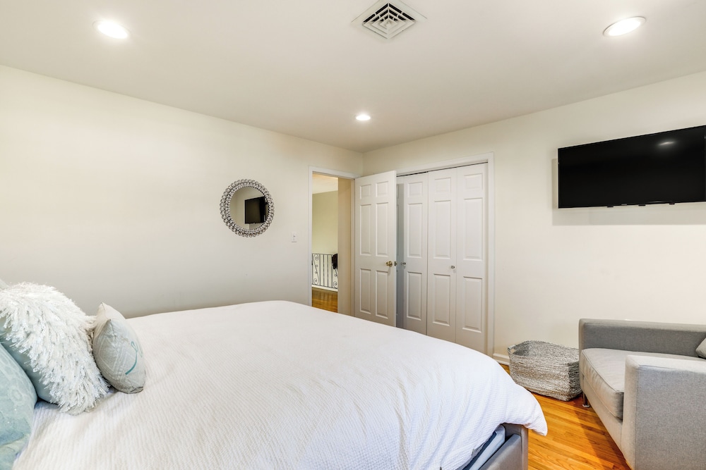 Walk to Beach: Waterfront Mantoloking Gem w/ Deck!