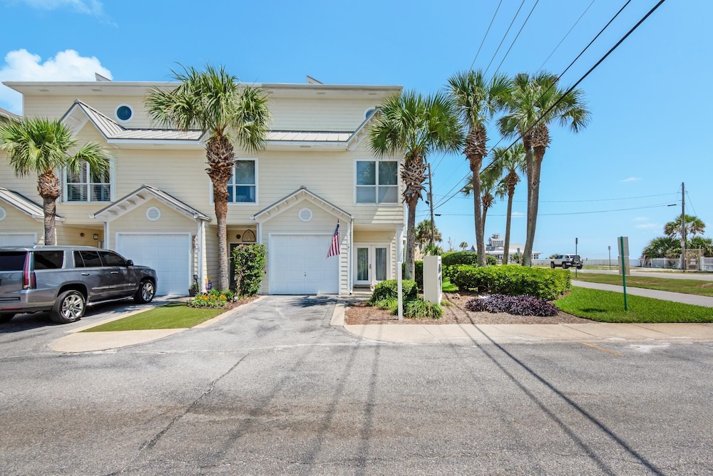 Beach Pointe 101