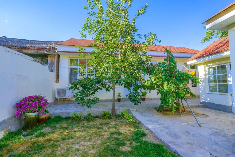 Yiyun Rural Residence Siji ChristmasTown