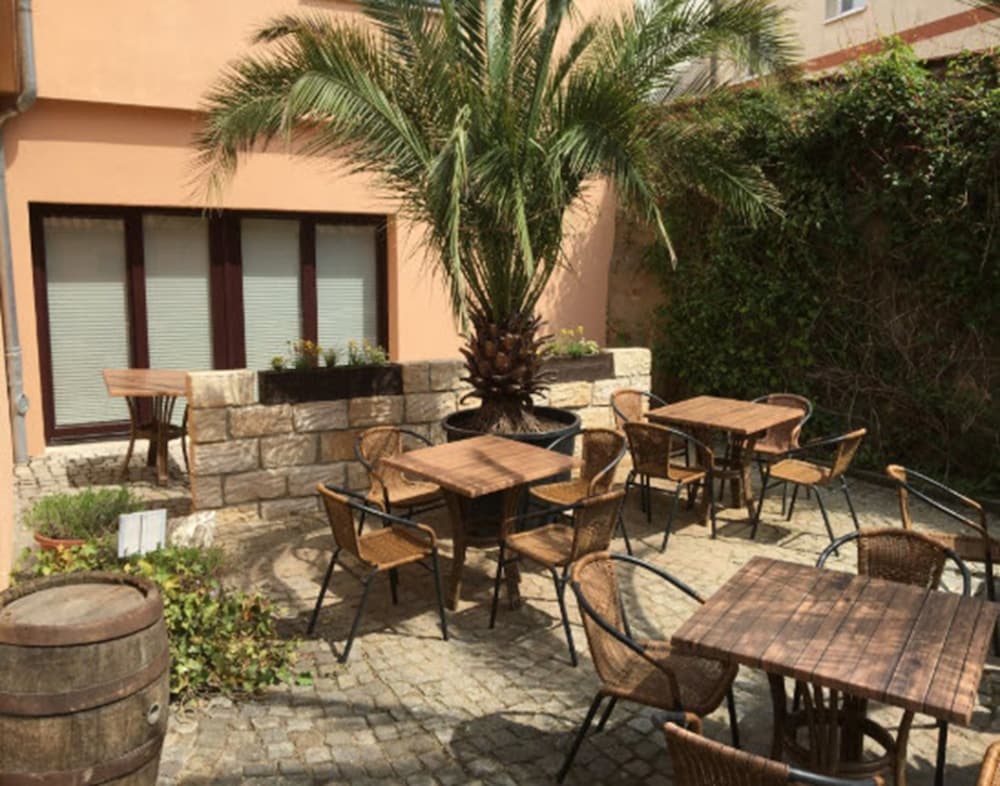 Hotel Arte Vida - Property Image 17