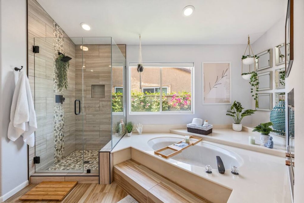 Private Oasis Pool