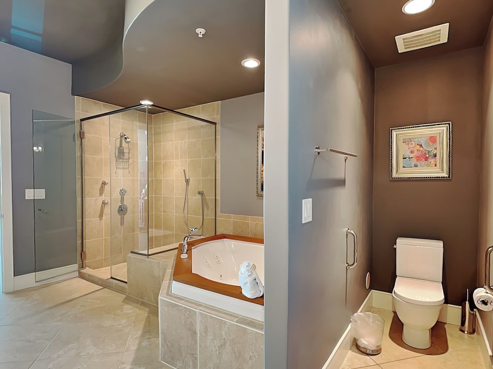 Turquoise Place #1107C by Southern Vacation Rentals