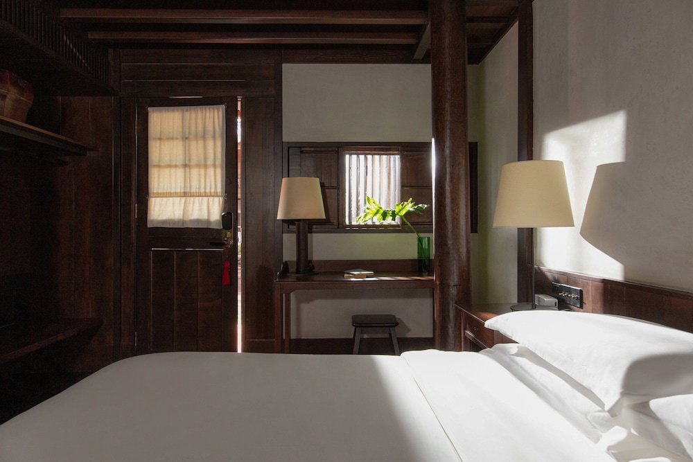 Lijiang Old Town  Lanshe hotel