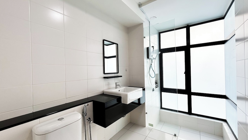 Trefoil by Manhattan Group