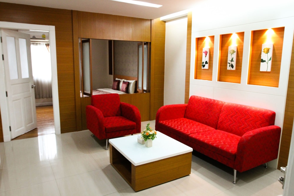 Unico Srinakarin Residence
