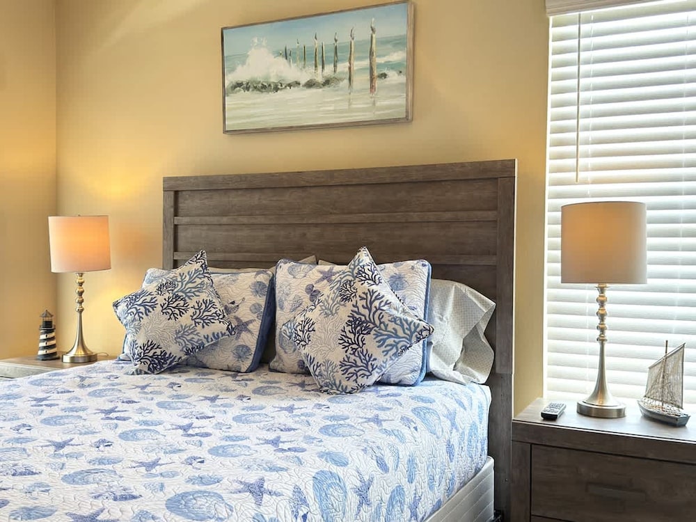 Near Disney Villa 3 bd Private Pool