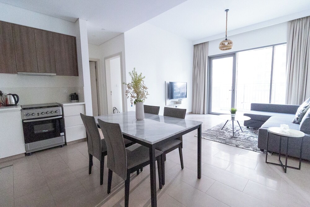 HAPPY SEASON I Park Heights 2 Dubai Hills 1BR