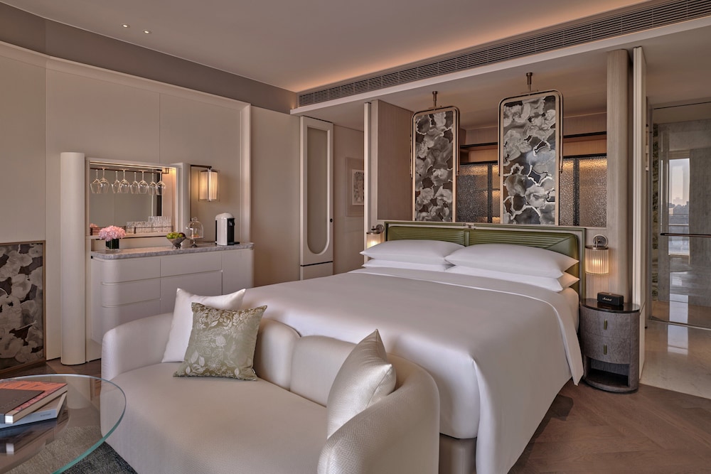 Regent Shanghai on the Bund 6