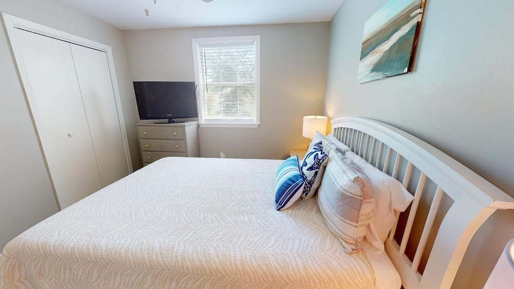 Bulldawg Beach Bunker Tybee Vacation Rentals