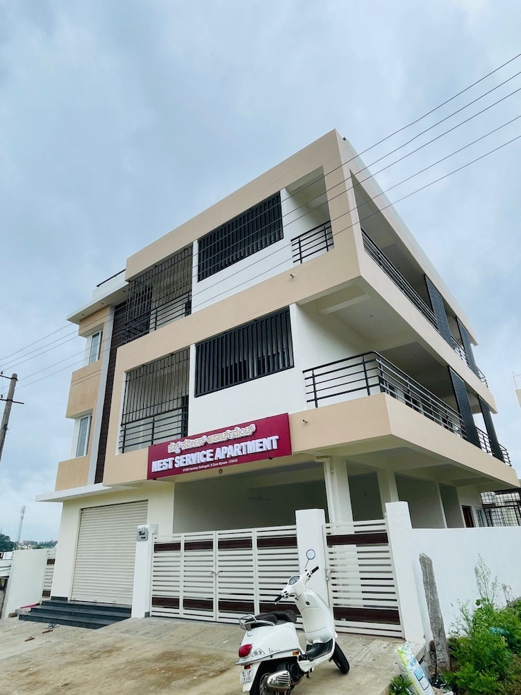 NEST SERVICE APARTMENT
