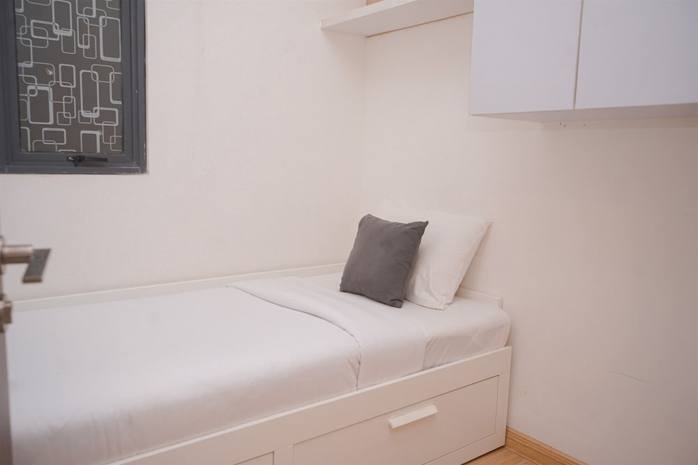 Best Deal and Comfortable 2BR Sky House BSD Apartment