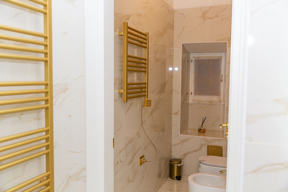 Golden palace luxury guest house
