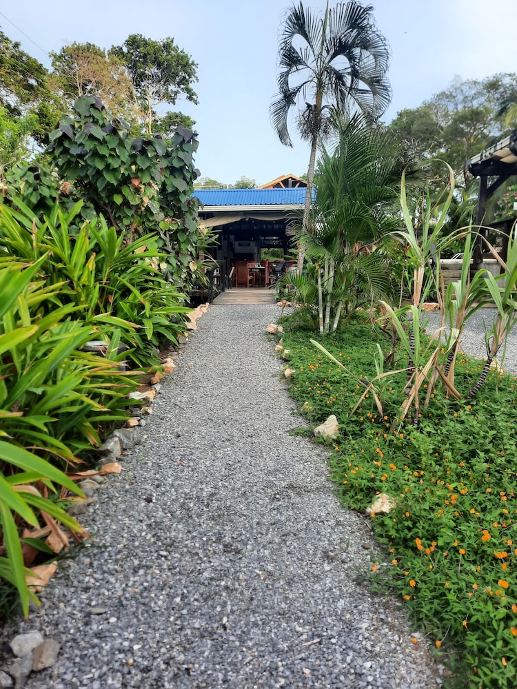 Guava Grove Resort & Villas