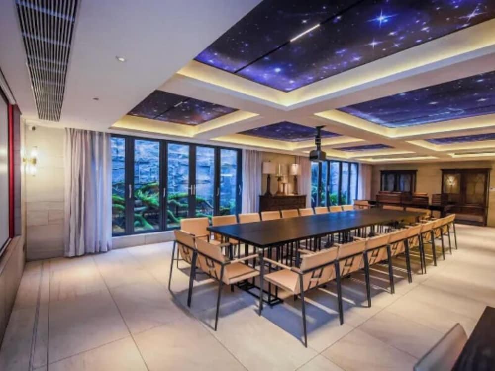 Wu Yi Creekside Homestay