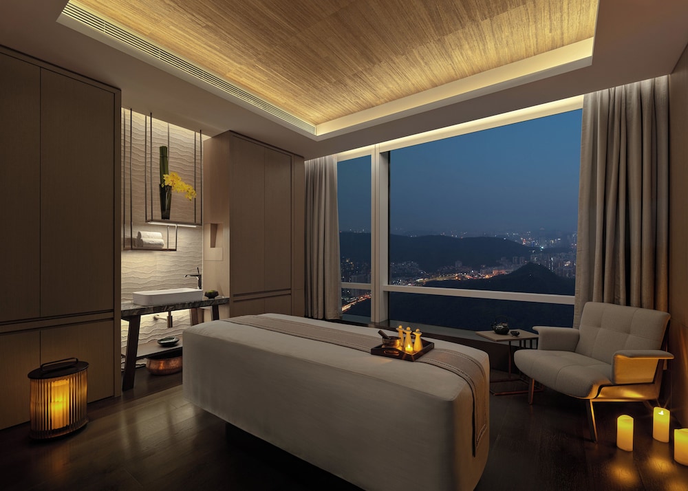 Mandarin Oriental, Shenzhen 61