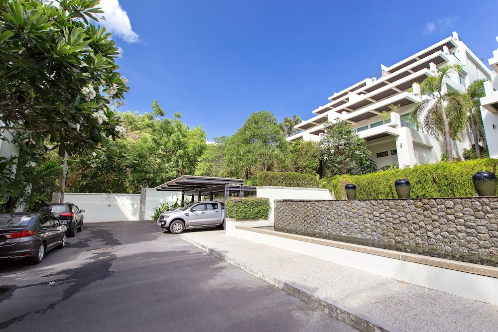 Serenity 2 bedroom Condominium view 5