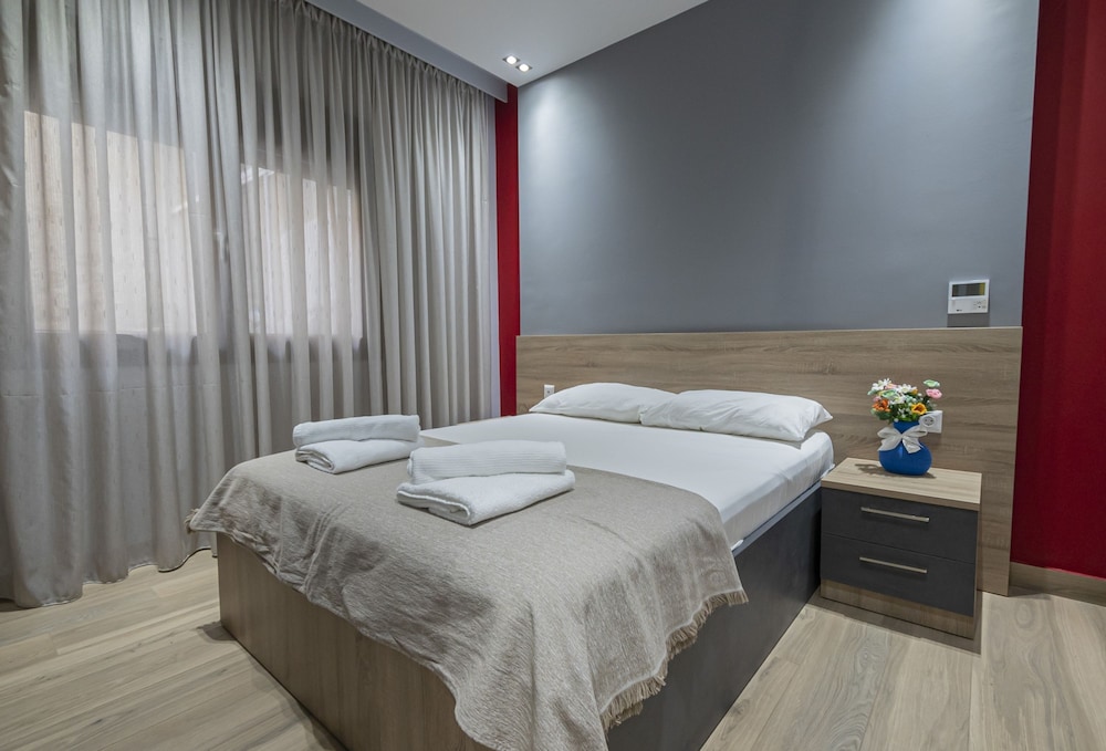 P K Design LTD Flats by Rentals Pro photo 3