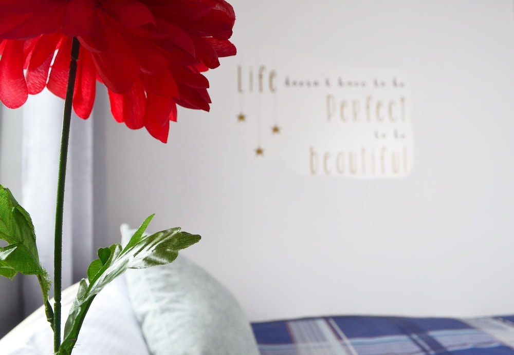 No 40, 5 beds, sleeps 7
