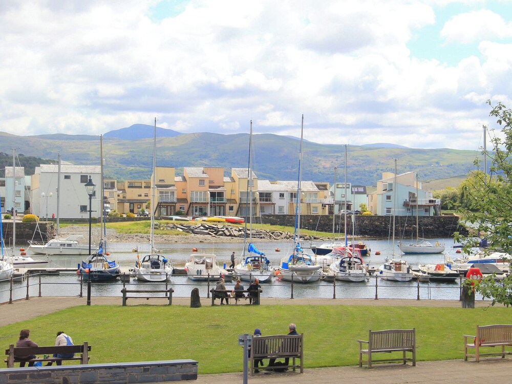 56C South Snowdon Wharf