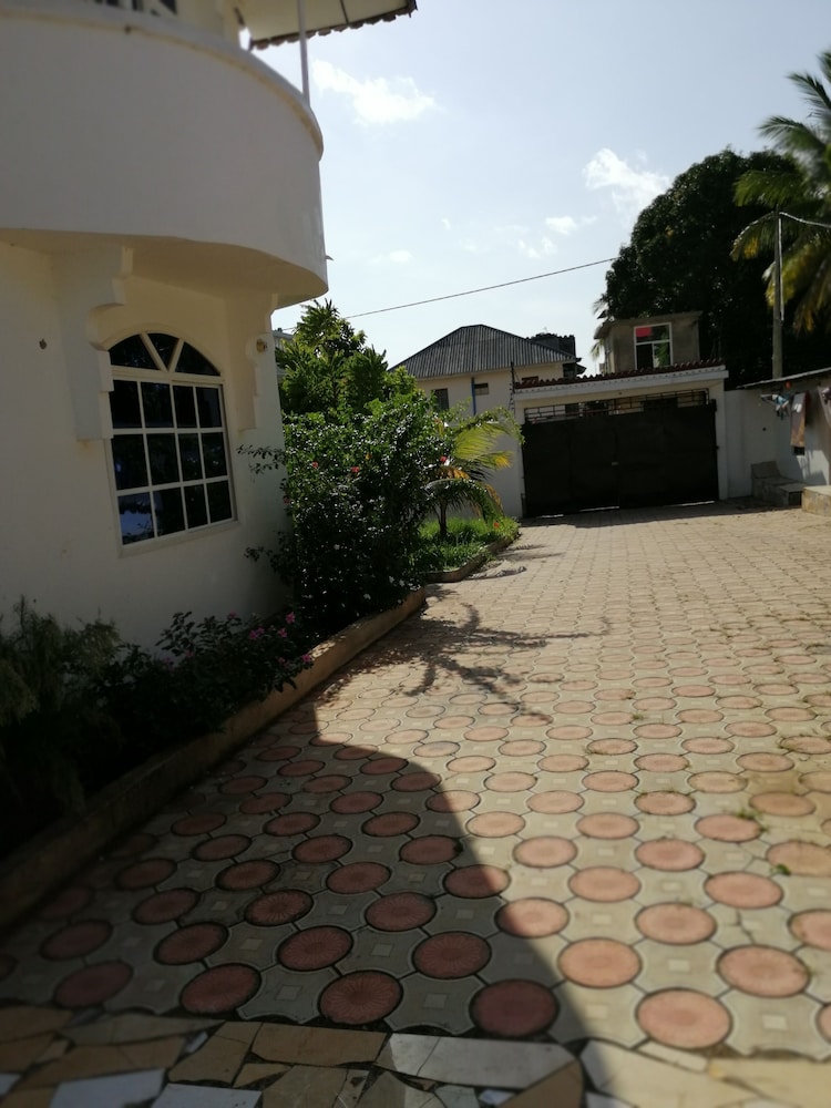 Photo 46