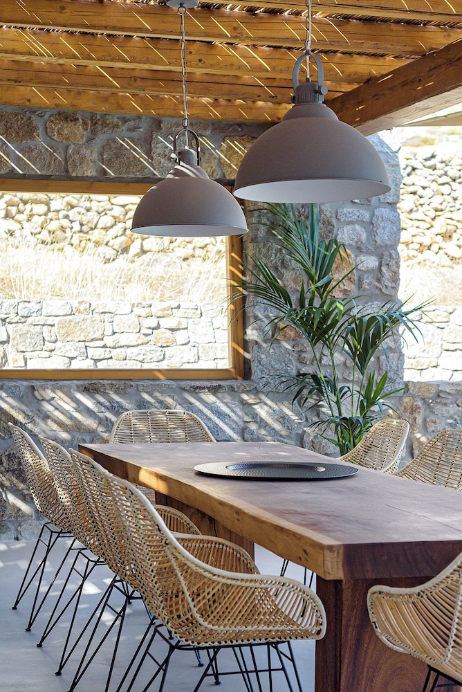 Villa Yasemin on the Rock