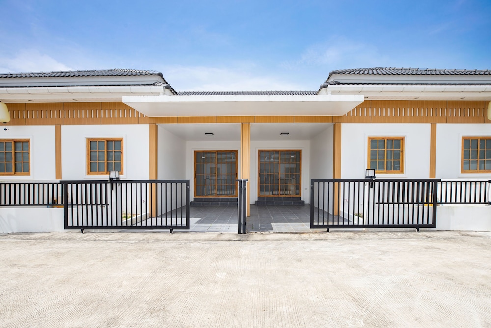 Japanese Style Villa Sunrise Garden B190 view 2