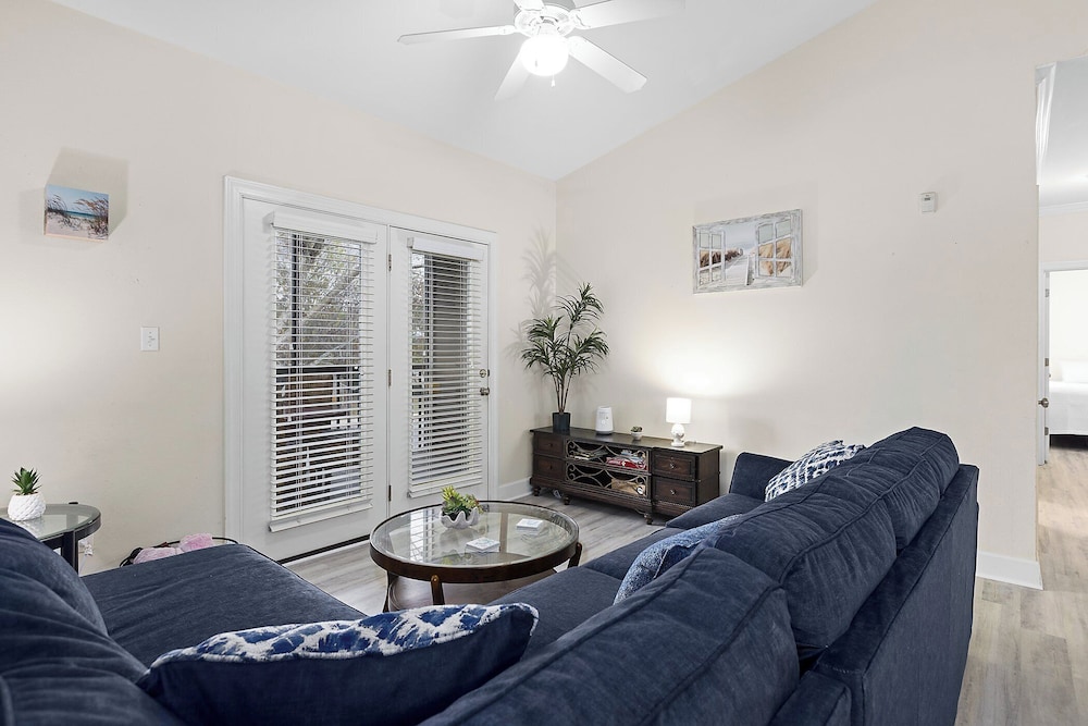 Park Avenue 214 by Southern Vacation Rentals