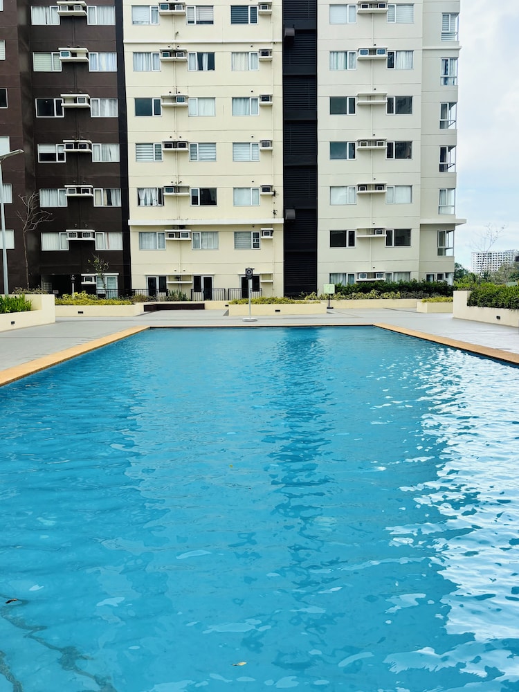 A Tranquil Hideaway in the City 332