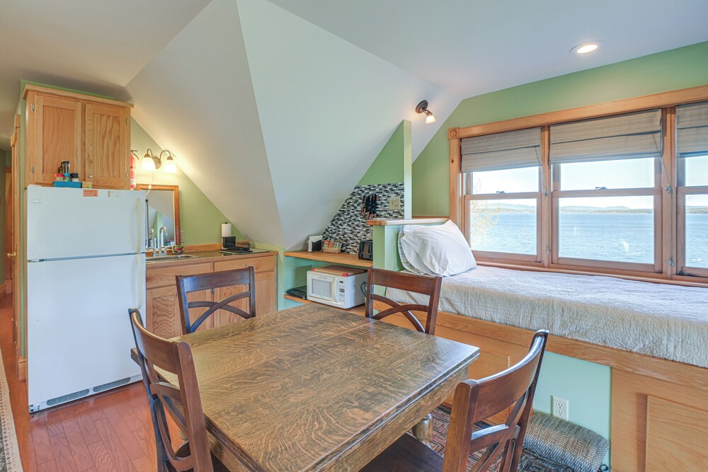 Shared Dock & Fire Pit: Peaceful Surry Studio!