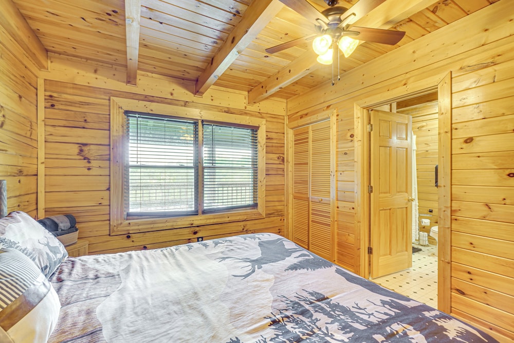 Douglas Lake Access: Family Cabin in Sevierville!