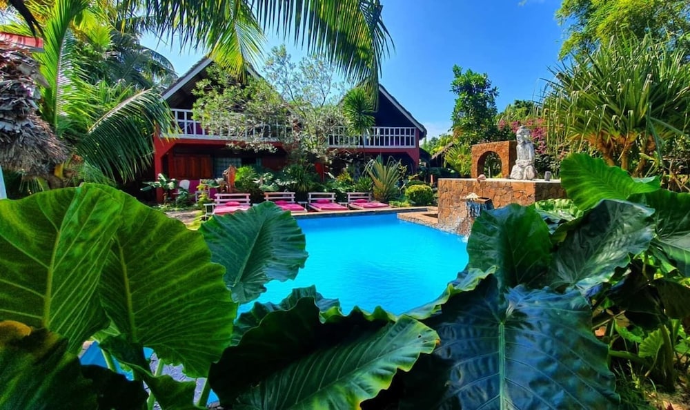 Ravoraha Ecolodge