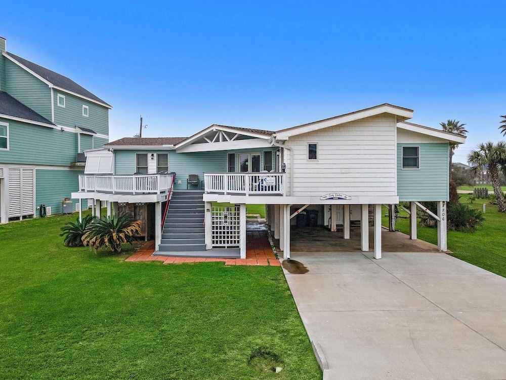 Surf Doctor by Ryson Vacation Rentals