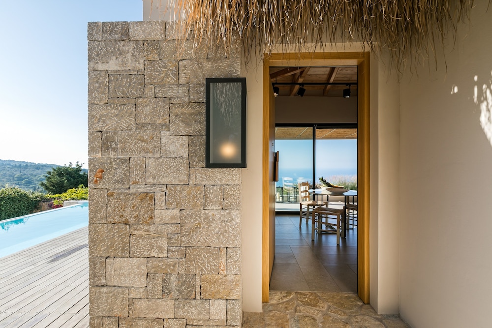 Art Blue Villas