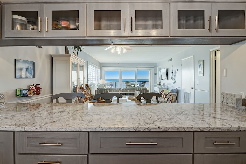 Fernandina Beach Vacations - Beach Condo Miles-long Views Sand and Sea, Access to Private Fishing Pier by RedAwning - Property Image 31