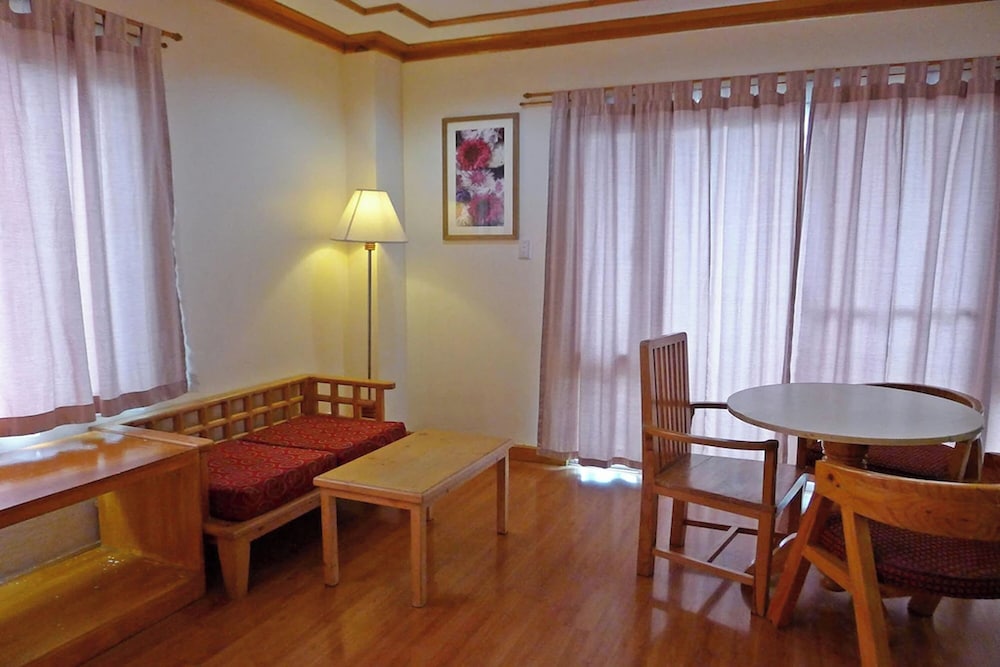 Ridgewood Hotel Baguio Near The Mansion