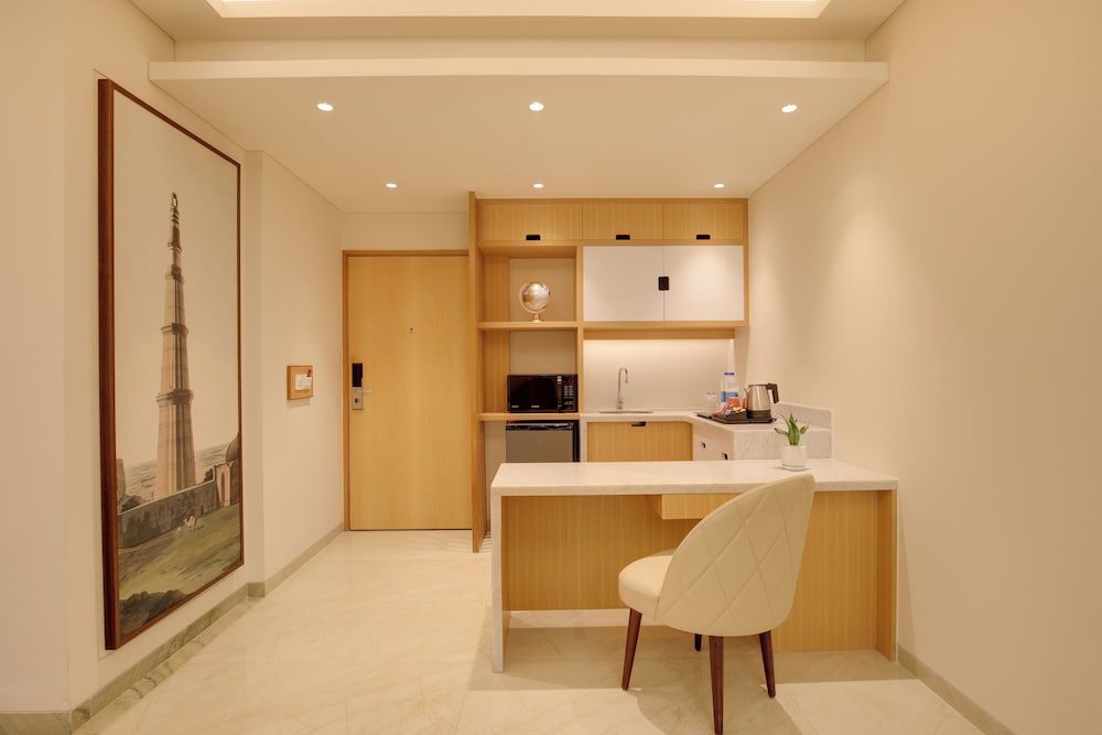 Lemon Tree Suites Gurugram