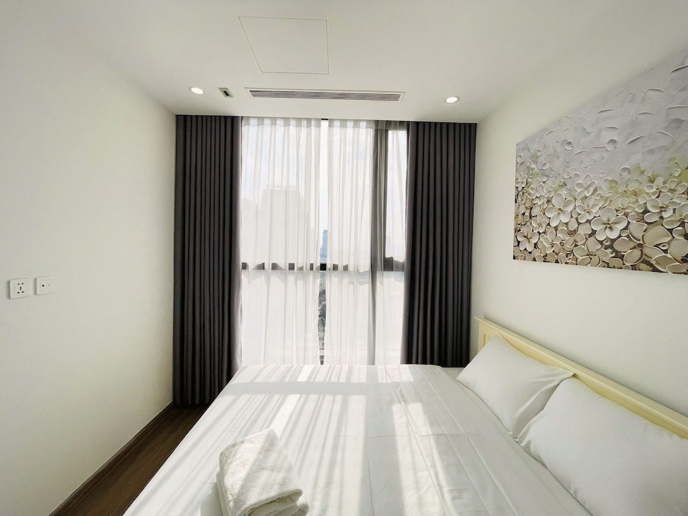 TIL - Vinhomes Skylake Elegance Suites