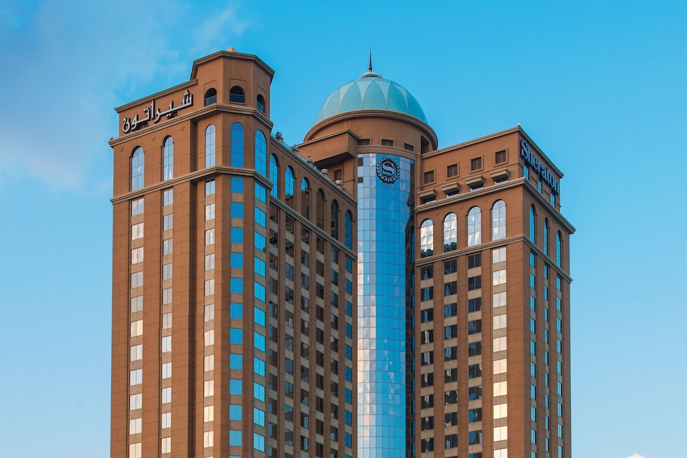 Sheraton Mall of the Emirates Hotel, Dubai