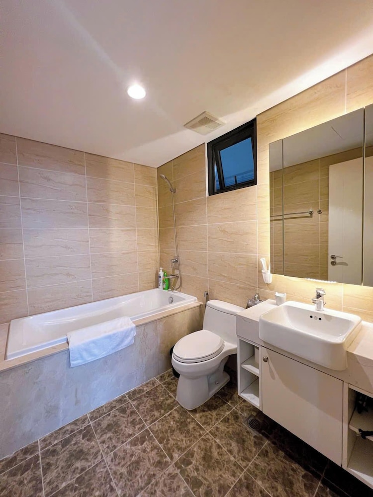 VivaLake Homes - Vinhomes Skylake Pham Hung