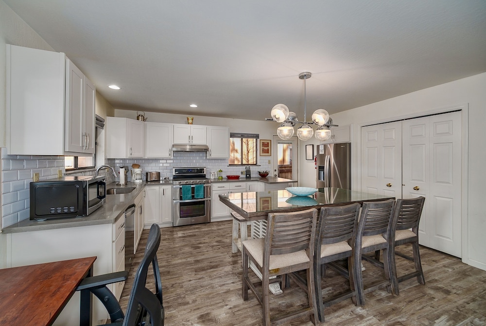 The Azure Tahoe Cabin 3 Bedroom Home