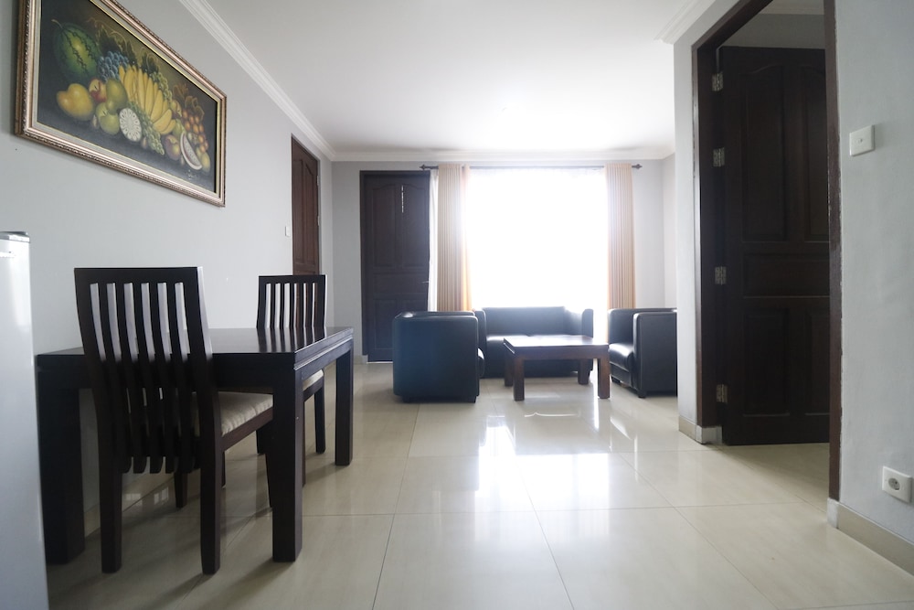 Reddoorz Premium @ Bukit Damai Indah