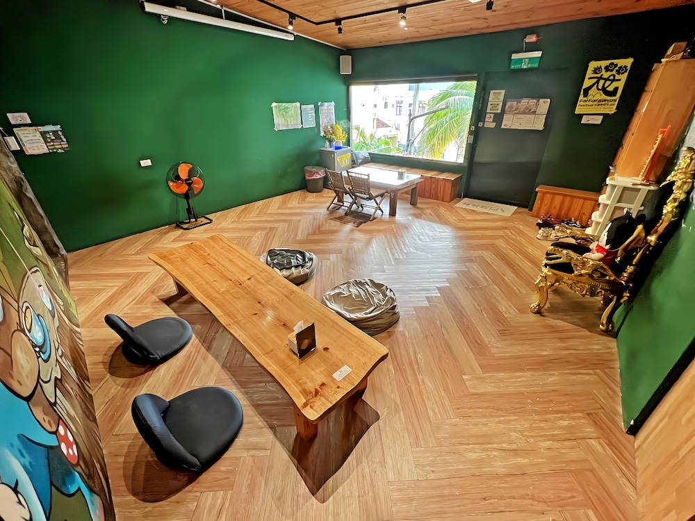 返璞歸真KO hostel 墾丁背包客棧