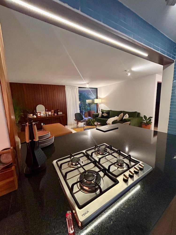 21 Wonderful Apartment Location Design Balcony AC