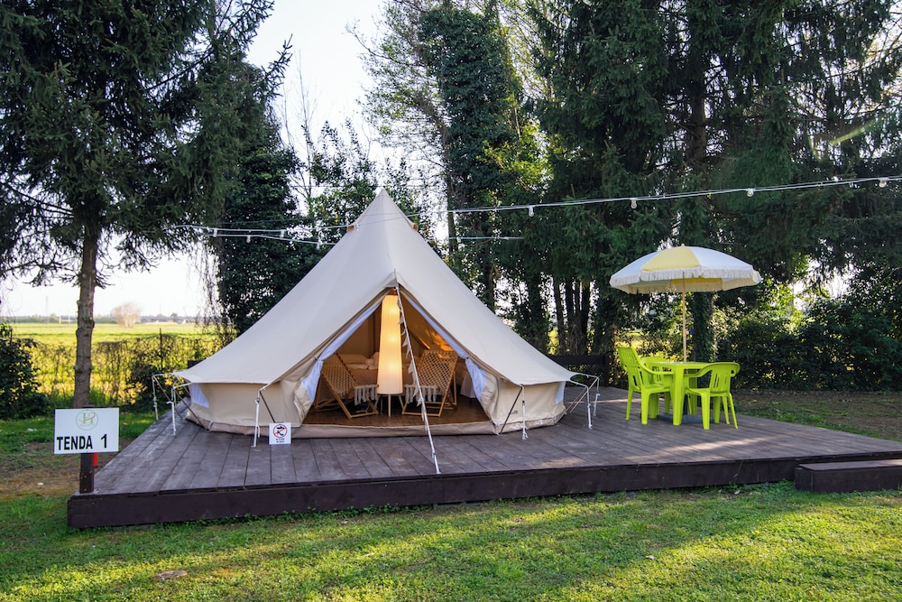 Villa Vitti's - Verona Est CAMPING