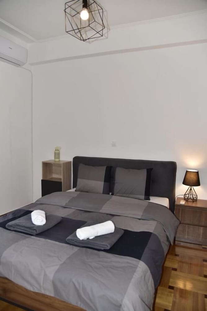 Filopappou Hill apt GTD8325