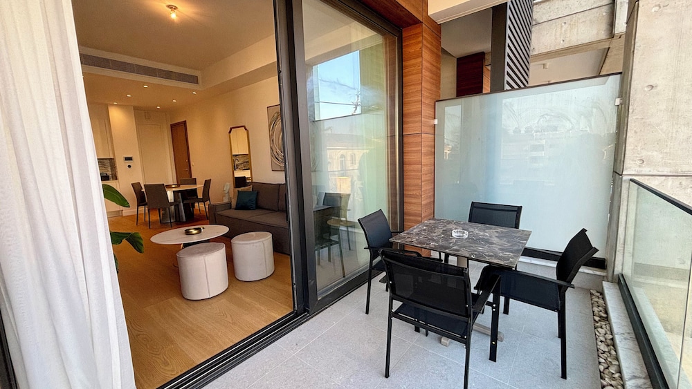 Limassol Vacations - Oxford House Apt by TrulyCyprus - Property Image 9